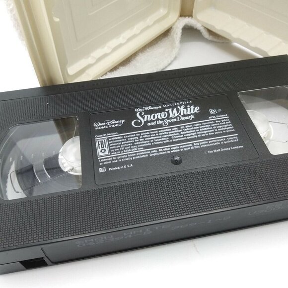 Snow White & the Seven Dwarfs VHS 1994 Clamshell Walt Disney Masterpiece - Picture 6 of 9